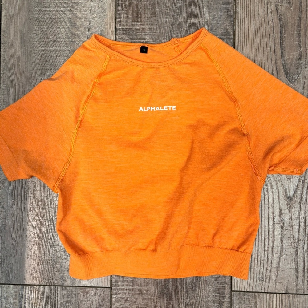 Alphalete Women's Vibrant Orange Short Sleeve Tee